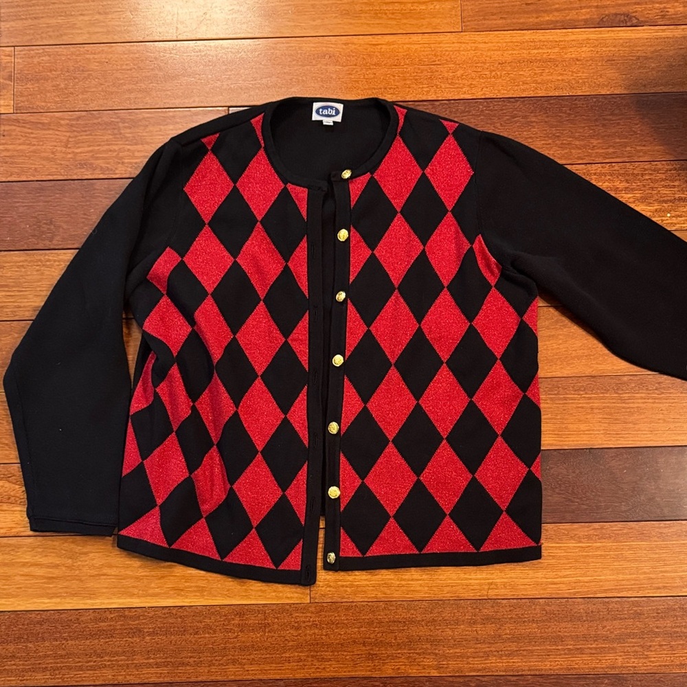 TABI XL Women’s Red and Black Argyle Cardigan